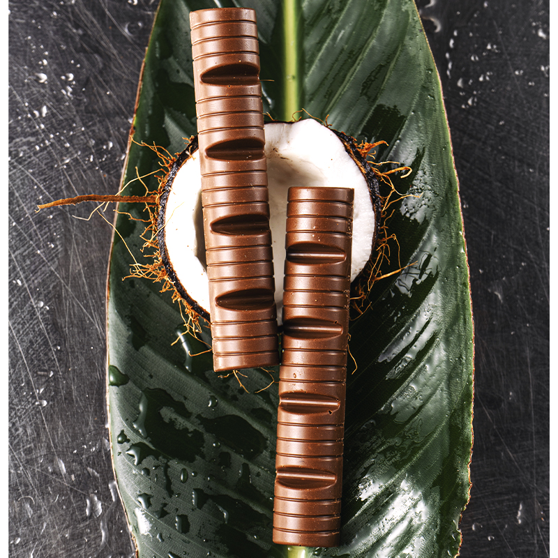 Батончик шоколадний «Delicio» з кокосовою карамеллю та горіхами, 66 г в упаковці (два батончики) large popup