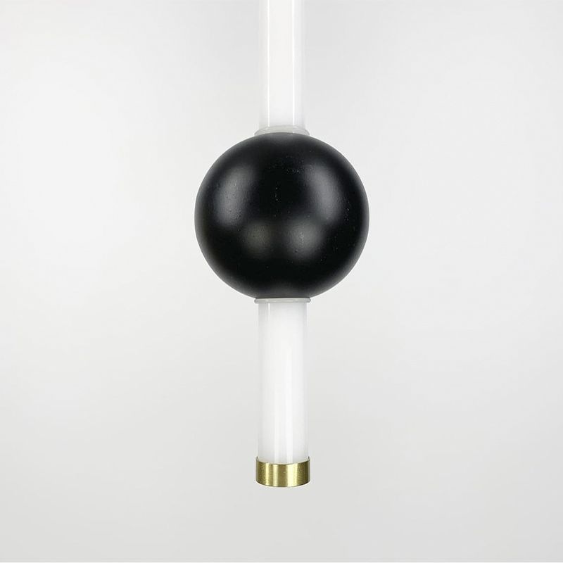 Дизайнерський світильник в чорному кольорі thumbnail popup