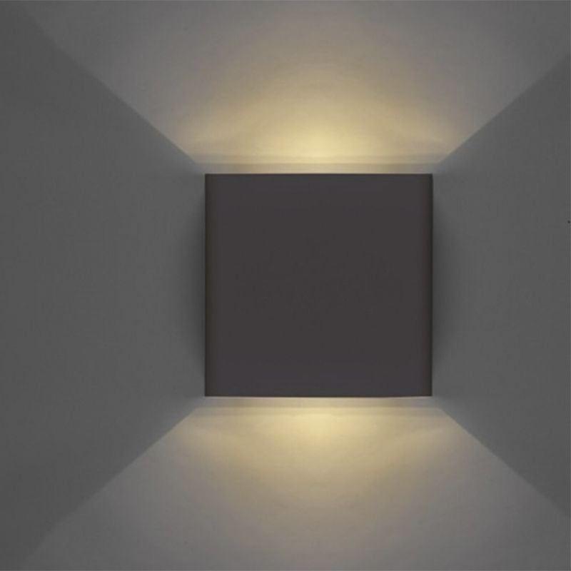 Фасадний LED світильник в трьох кольорах thumbnail popup