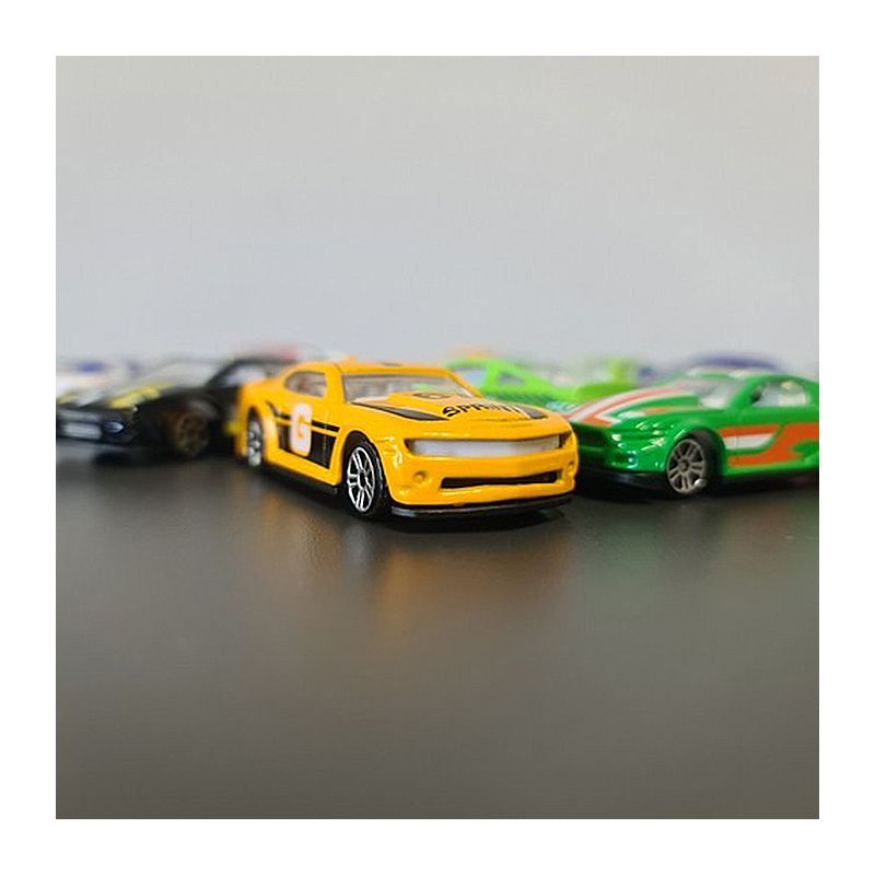Машинки різнобарвні 16 шт. Kruzzel 20352
 thumbnail popup