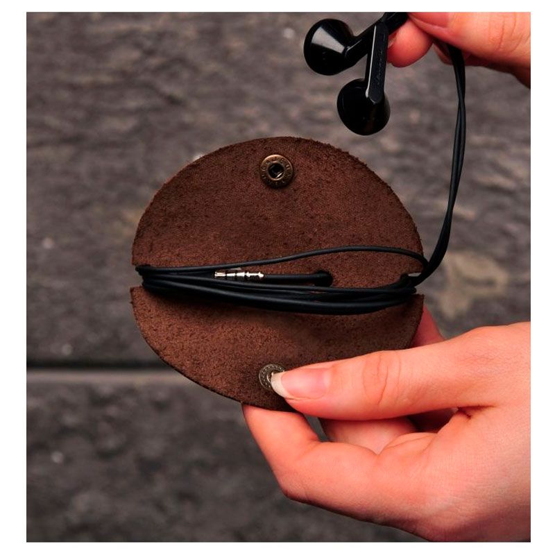 Шкіряний холдер для навушників та проводів темно-коричневий
 thumbnail popup