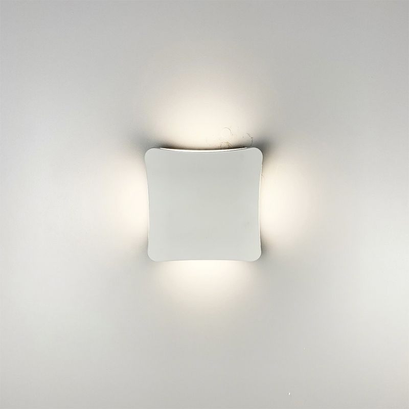Вуличний світильник LED білого кольору thumbnail popup