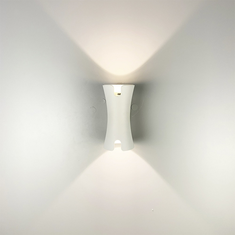 Фасадне LED бра білого кольору large popup