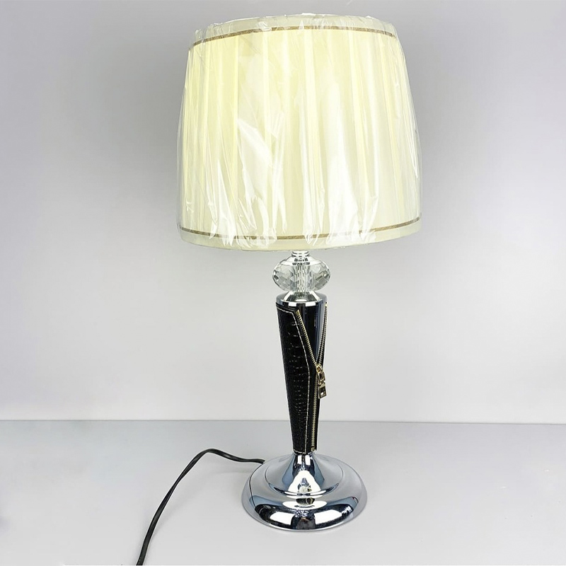 Настільна лампа із екошкірою large popup