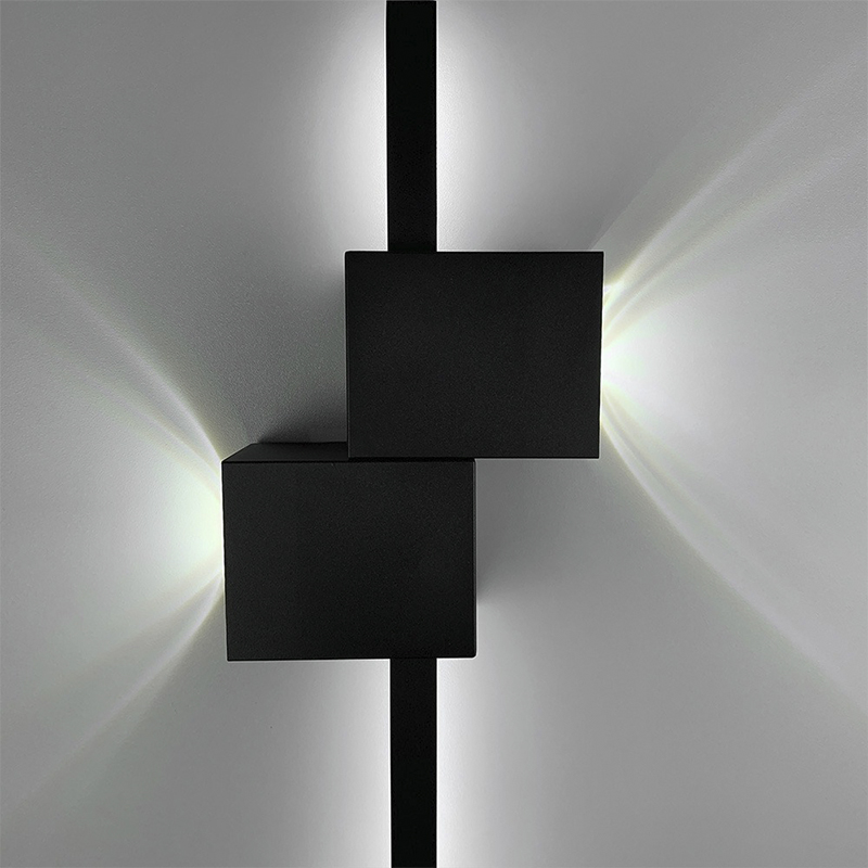 Настінний чорний світильник Сomfort у 3-х розмірах large popup