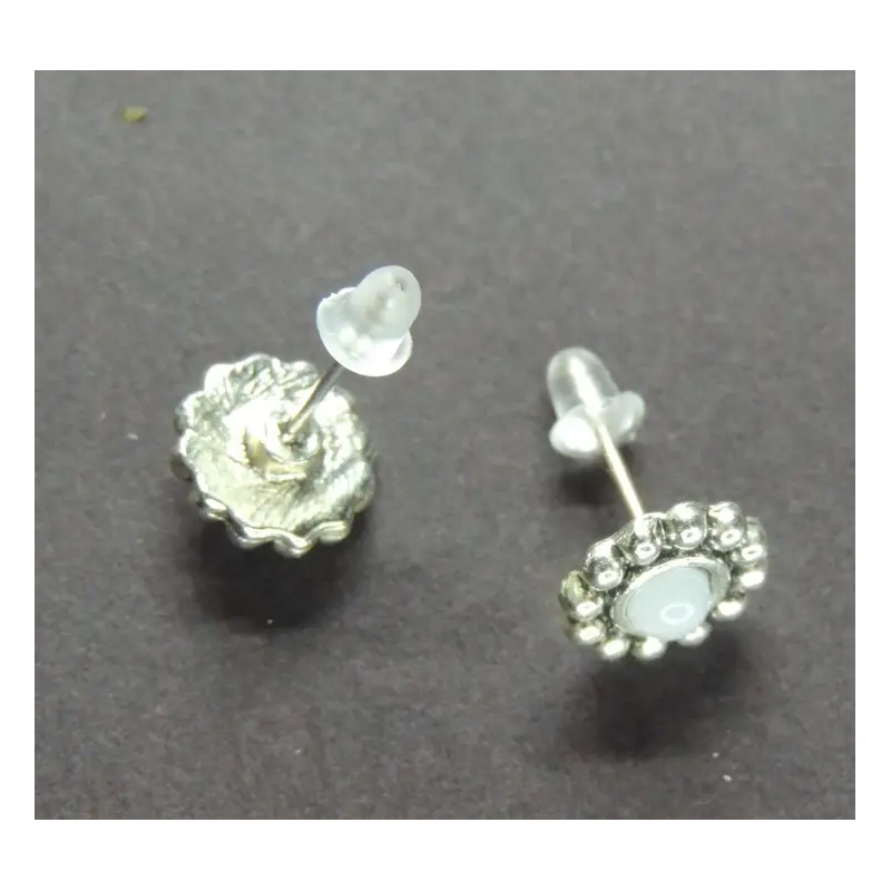 Сережки Liresmina Jewelry сережки-гудзики (пусети) Маргаритка біла large popup