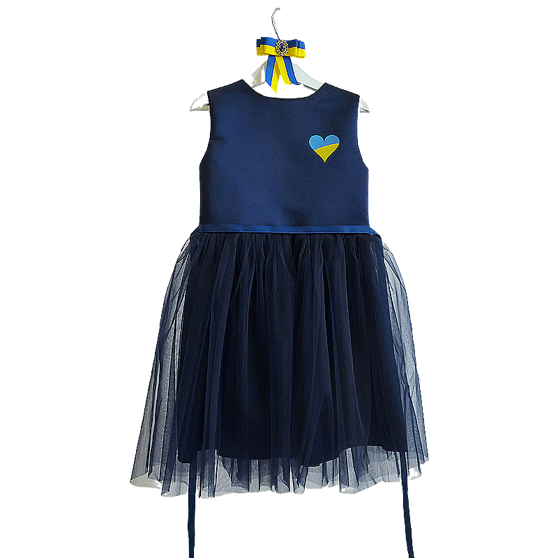 Сукня шкільна by Tanya Klymenko на європідкладці з термонанесенням сердця, патріотична, р.122-128 large popup