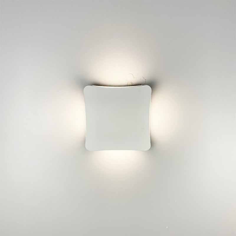 Вуличний світильник LED білого кольору large popup