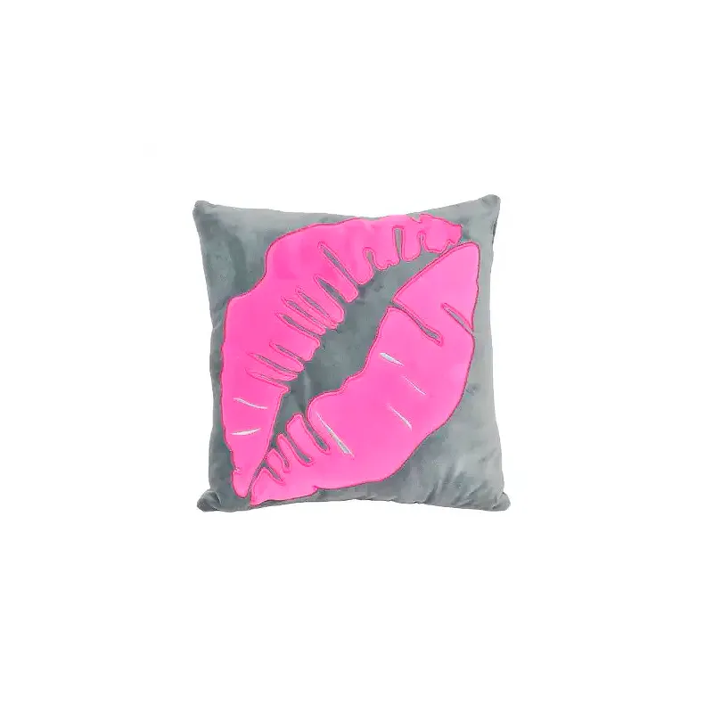 Подушка &#039;Pink lips&#039;, в пак. 35*35см, ТМ Tigres